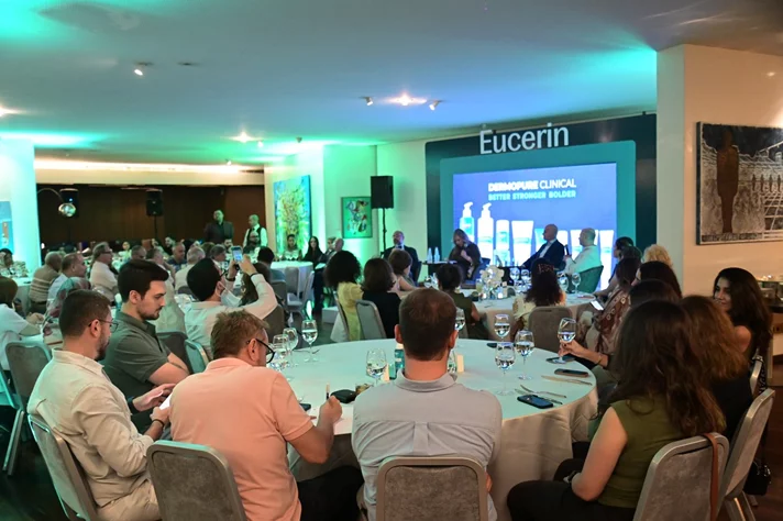Eucerin Dermopure Clinical New Chapter