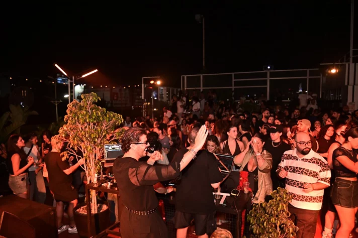 Club Heshik Beshik 4th Anniversary at KED