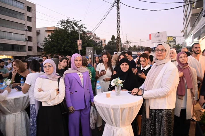 Grand Opening of Groots