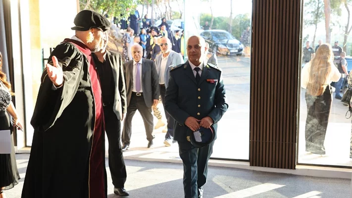الجامعة اللبنانية الفرنسية تدشن قاعة زينب سليم المقدم وتحتفل بتخرّج دفعة 2025