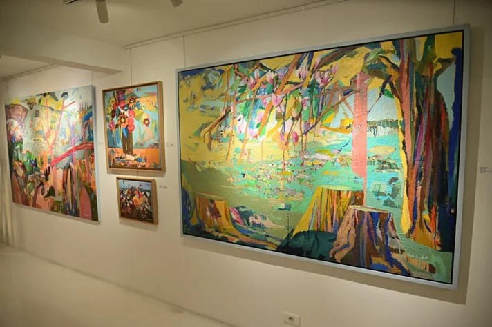BEYTI Hoda Baalbaki Solo Exhibition at Chaos Art Gallery