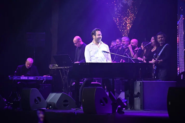 Guy Manoukian at Beirut Hall