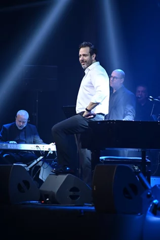 Guy Manoukian at Beirut Hall
