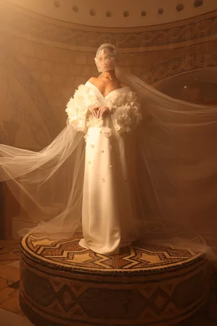 Edmond Moussallem Unveils Les Muses A Special Edition Ramadan Abaya Collection