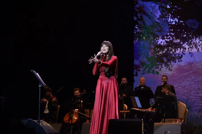 Abeer Nehme at Casino du Liban