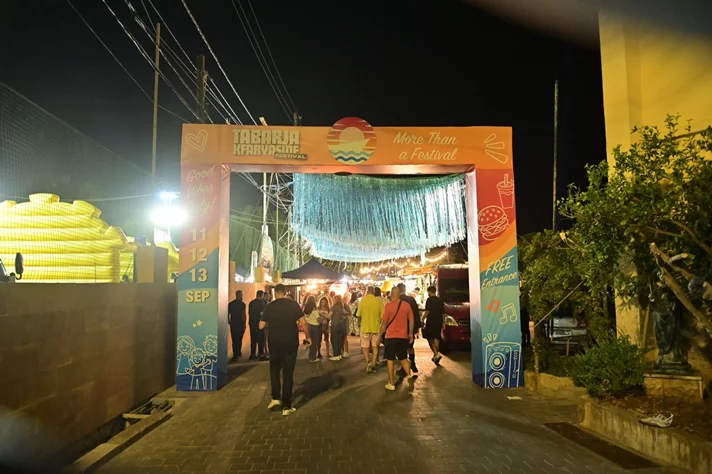 AlWalid at Tabarja Kfaryassine Festivals