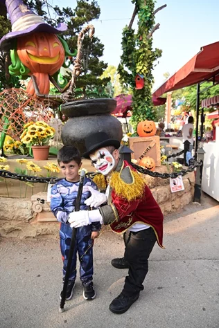 Halloween Vibes at Dream Park