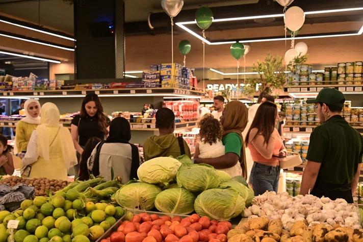 Grand Opening of Groots