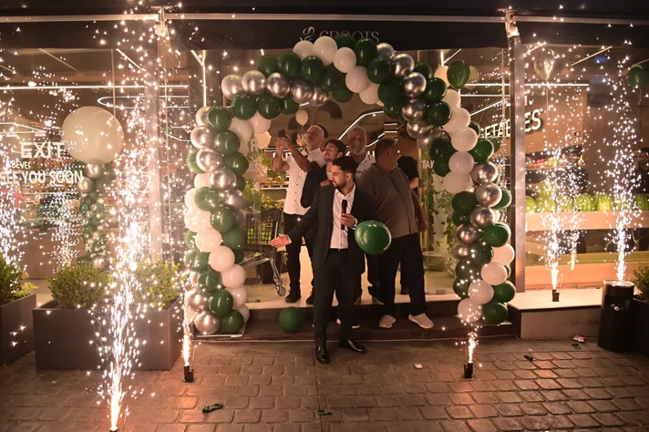 Grand Opening of Groots