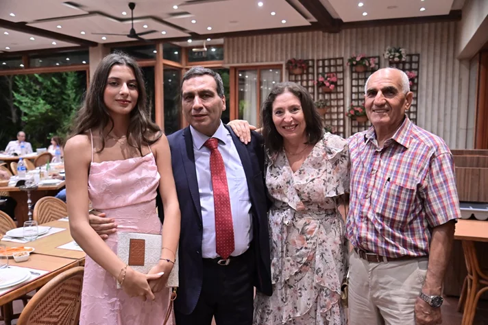 Byelba2lna el Farah Charity Dinner at LOS