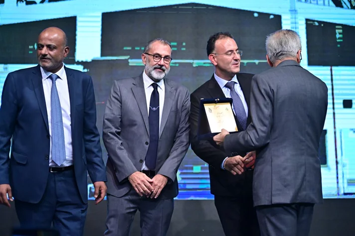 حفل قيامة لبنان يكرّم المبدعين