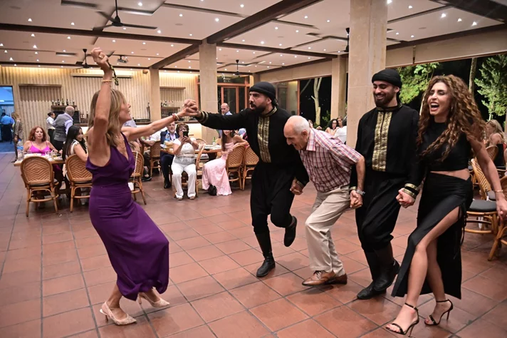 Byelba2lna el Farah Charity Dinner at LOS