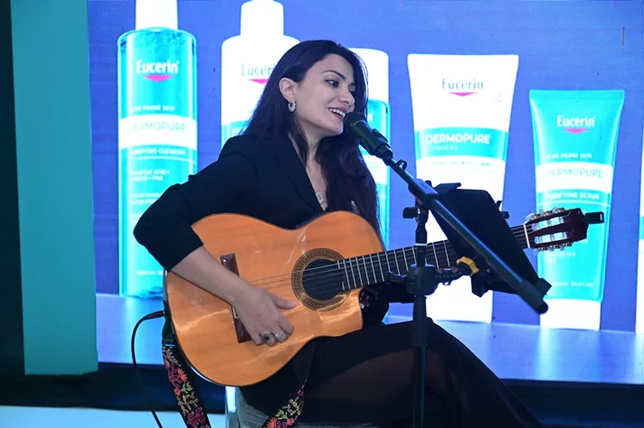 Eucerin Dermopure Clinical New Chapter