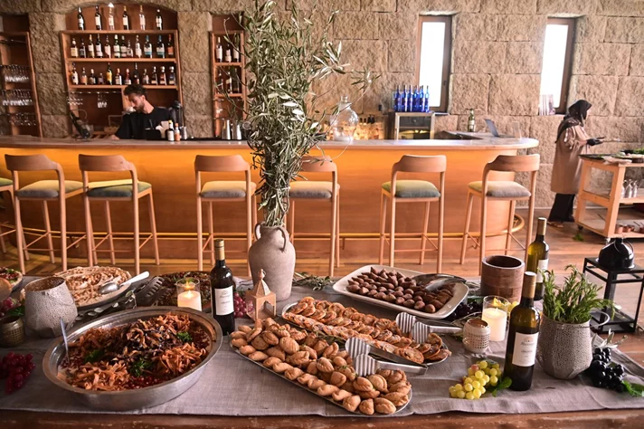 Joyceful Delight at SAYA – Massaya Winery