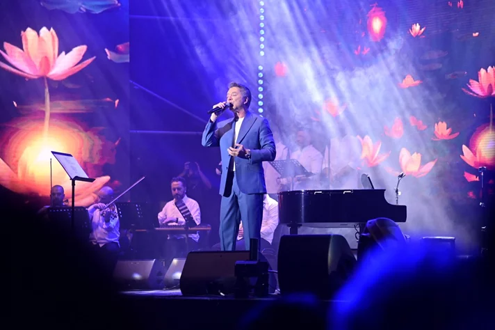 Marwan Khoury at Beirut Holidays