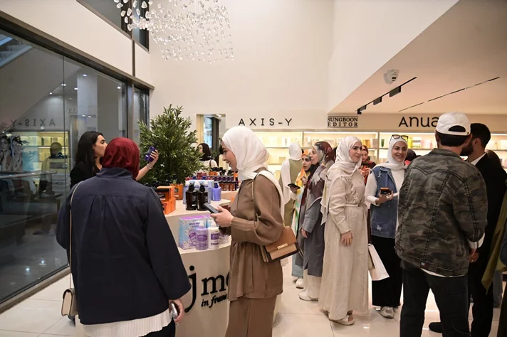 Opening of Sisters Glow