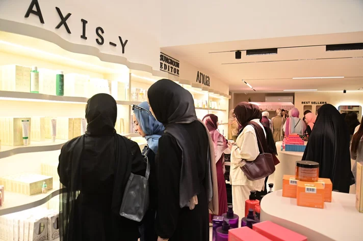 Opening of Sisters Glow