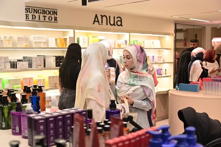 Opening of Sisters Glow