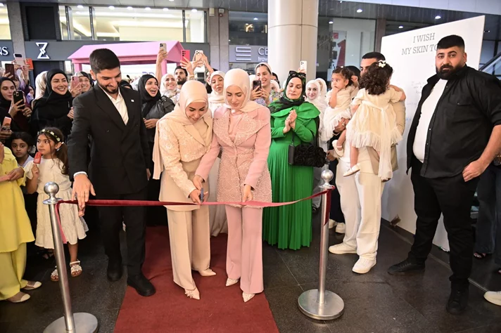 Opening of Sisters Glow
