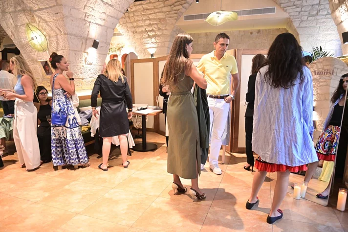 Amiisi Exclusive Pop Up