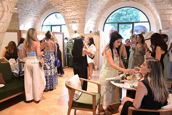 Amiisi Exclusive Pop Up