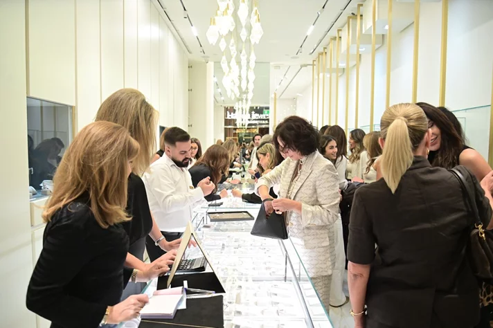 Opening of Hanna Jewelry