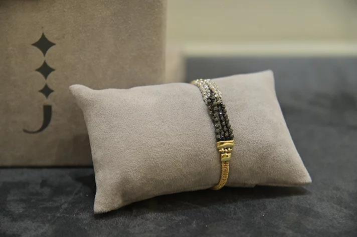 Opening of Hanna Jewelry