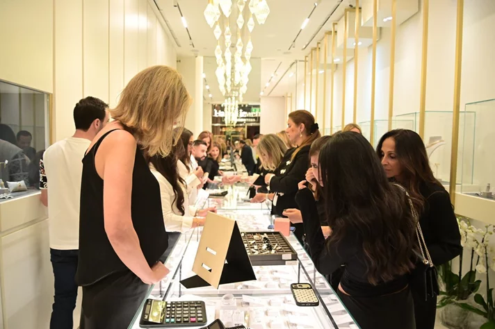 Opening of Hanna Jewelry
