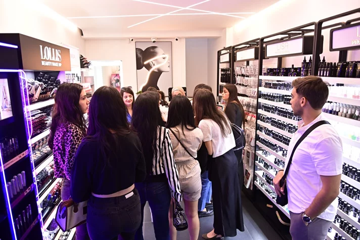 Grand Opening of Lisa Professional