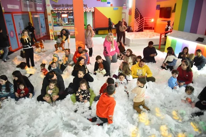 Trip To the North Pole with Cocomelon Family JayJay Cody YoYo