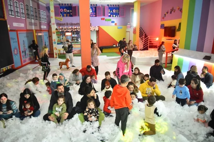 Trip To the North Pole with Cocomelon Family JayJay Cody YoYo