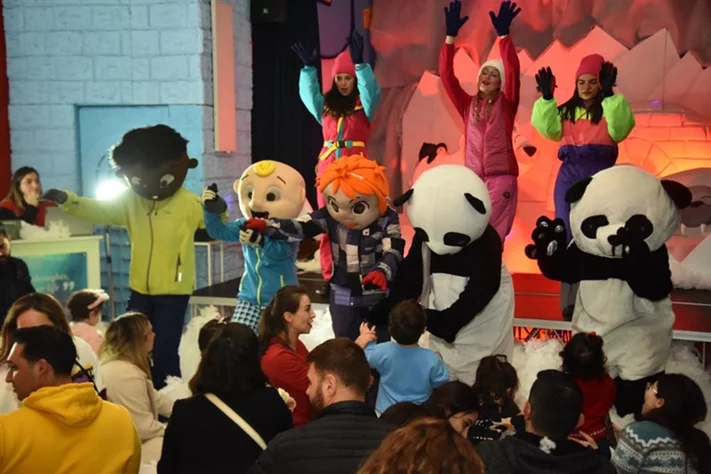 Trip To the North Pole with Cocomelon Family JayJay Cody YoYo