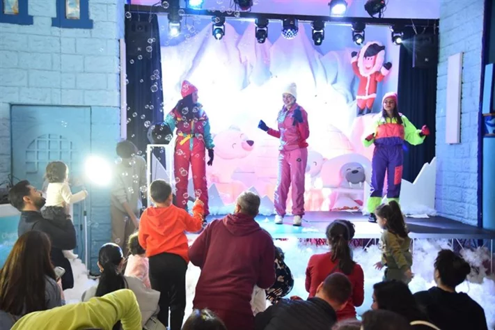 Trip To the North Pole with Cocomelon Family JayJay Cody YoYo