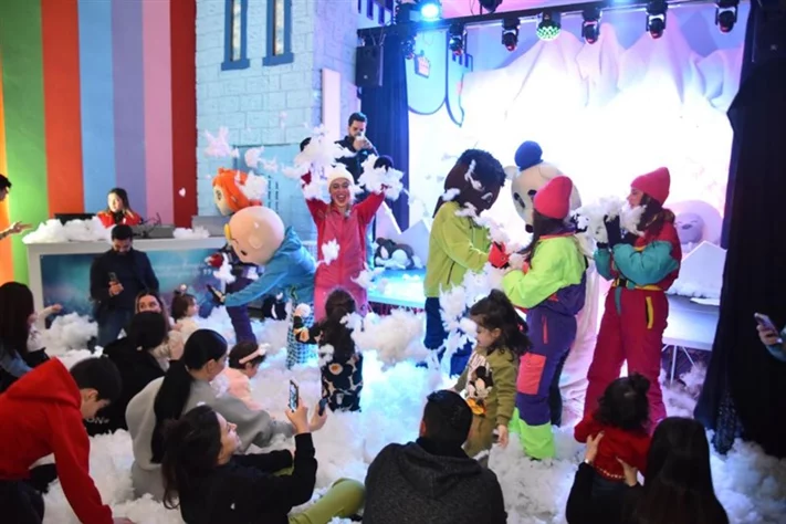 Trip To the North Pole with Cocomelon Family JayJay Cody YoYo