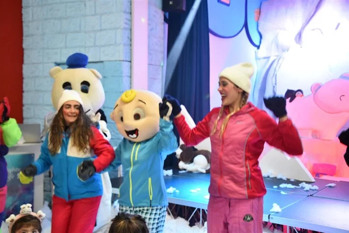 Trip To the North Pole with Cocomelon Family JayJay Cody YoYo