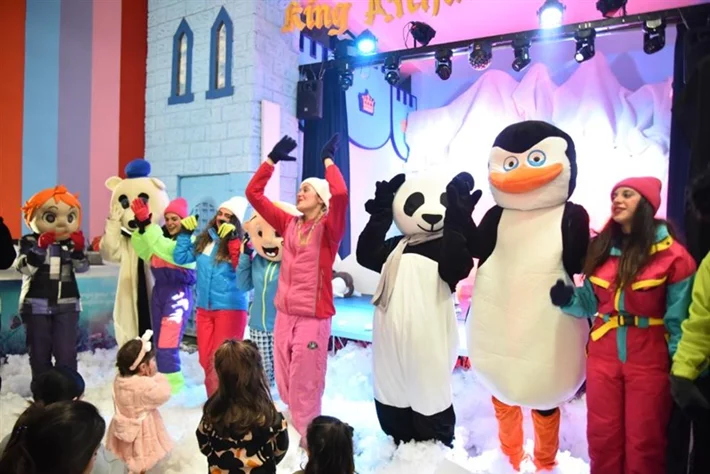 Trip To the North Pole with Cocomelon Family JayJay Cody YoYo