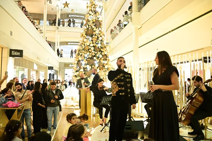 Christmas Tree Lighting at ABC Ashrafieh