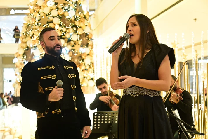 Christmas Tree Lighting at ABC Ashrafieh
