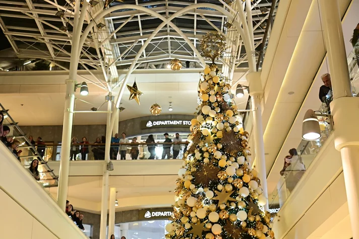 Christmas Tree Lighting at ABC Ashrafieh
