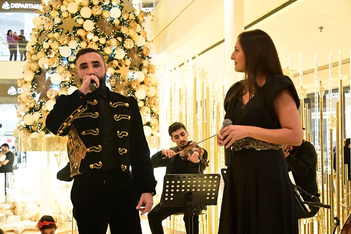 Christmas Tree Lighting at ABC Ashrafieh