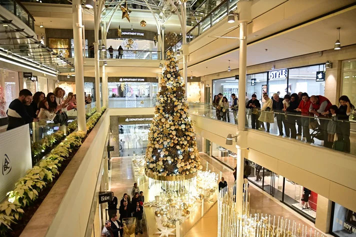 Christmas Tree Lighting at ABC Ashrafieh