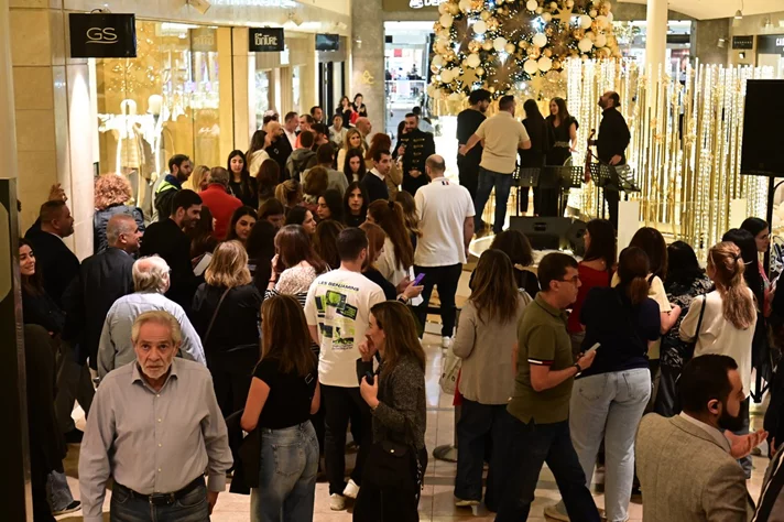 Christmas Tree Lighting at ABC Ashrafieh