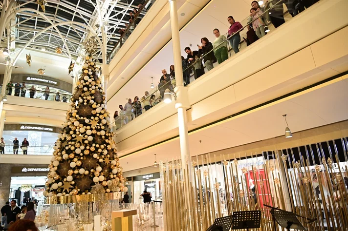 Christmas Tree Lighting at ABC Ashrafieh