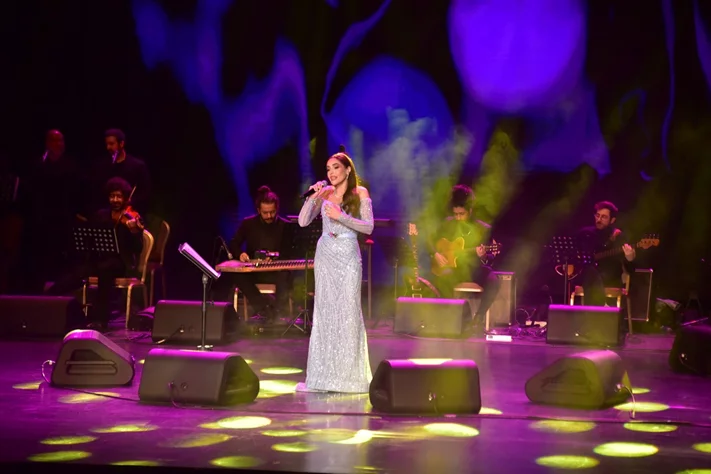 Abeer Nehme at Casino du Liban