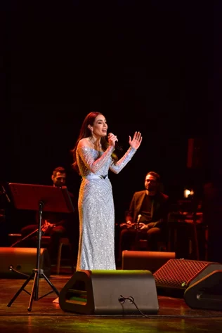 Abeer Nehme at Casino du Liban