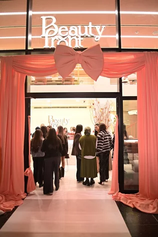 Grand Opening of Beauty Front