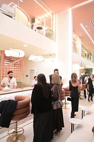 Grand Opening of Beauty Front