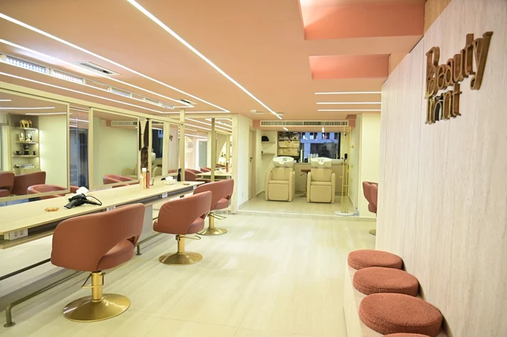 Grand Opening of Beauty Front