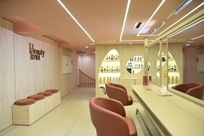 Grand Opening of Beauty Front