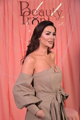 Grand Opening of Beauty Front